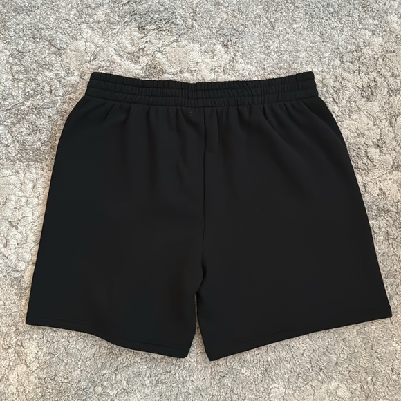 NWT Women’s Size L Ardene black sweat shorts - Picture 2 of 9